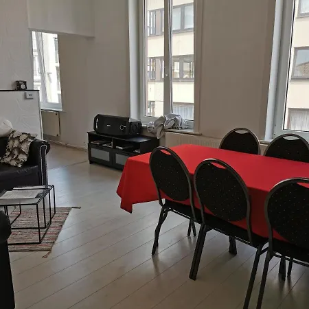 Backpackers - Comfortable But Not 5 Stars! Ostende